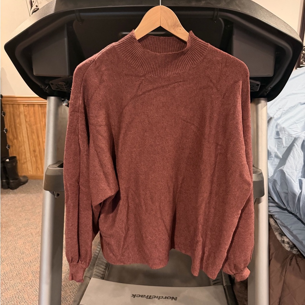 Dreamers Men's Maroon Crewneck Sweater